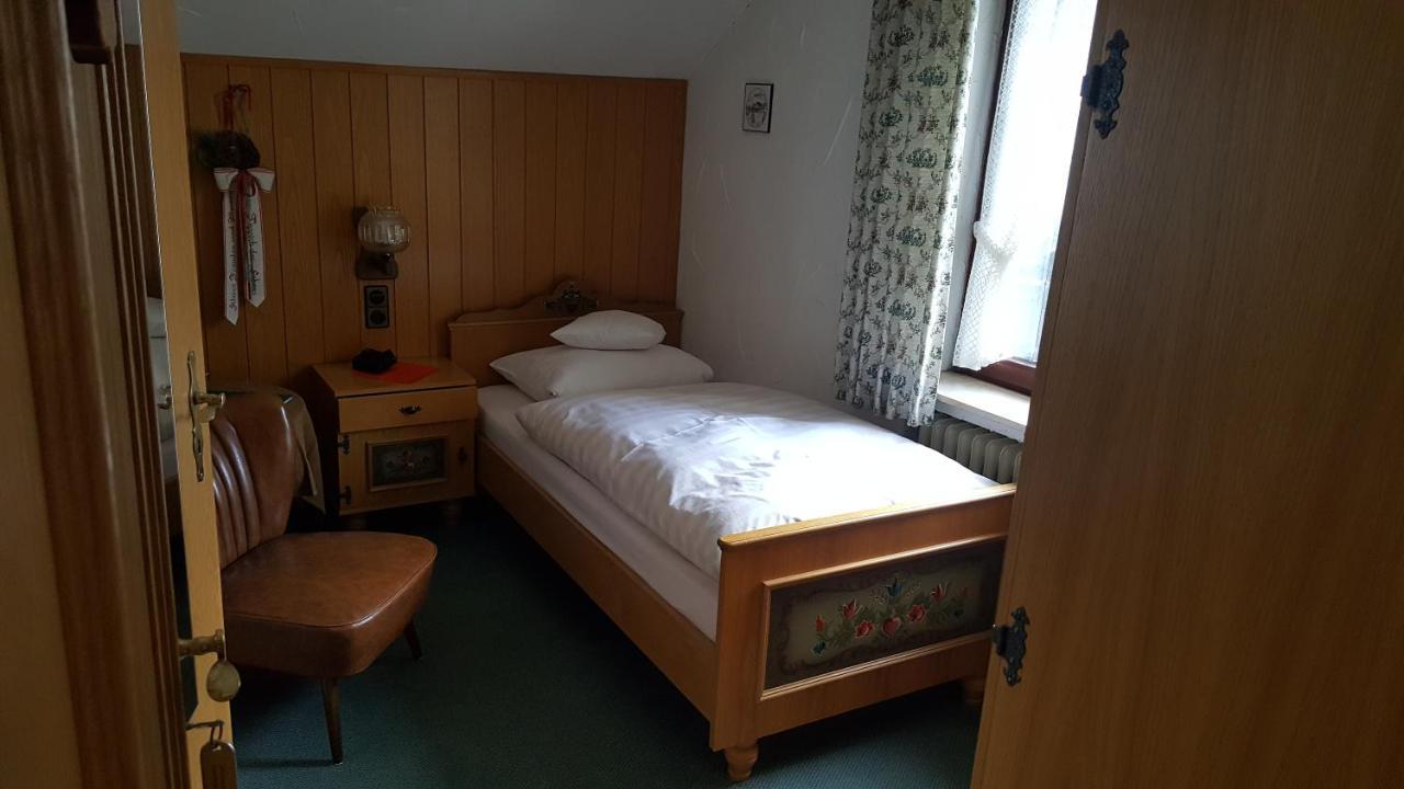 Pension Haus Seidenweber Schmallenberg Buitenkant foto