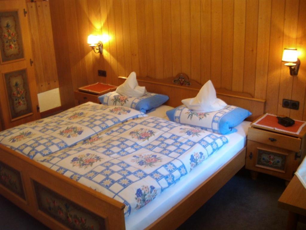 Pension Haus Seidenweber Schmallenberg Kamer foto