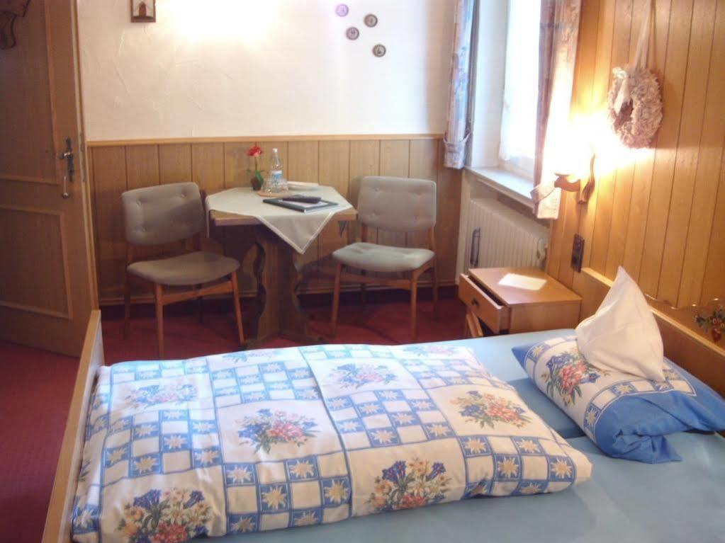 Pension Haus Seidenweber Schmallenberg Buitenkant foto